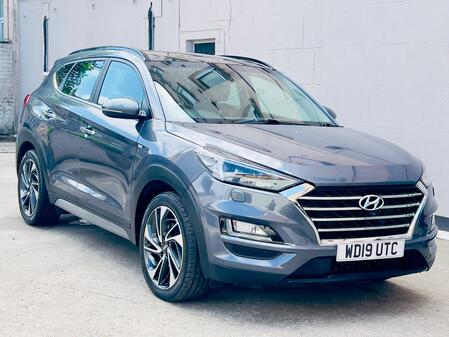 HYUNDAI