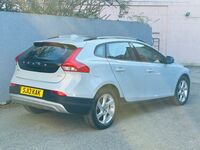 VOLVO V40 CROSS COUNTRY
