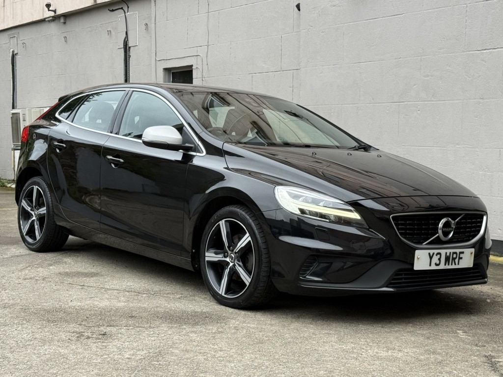 2017 Volvo V40